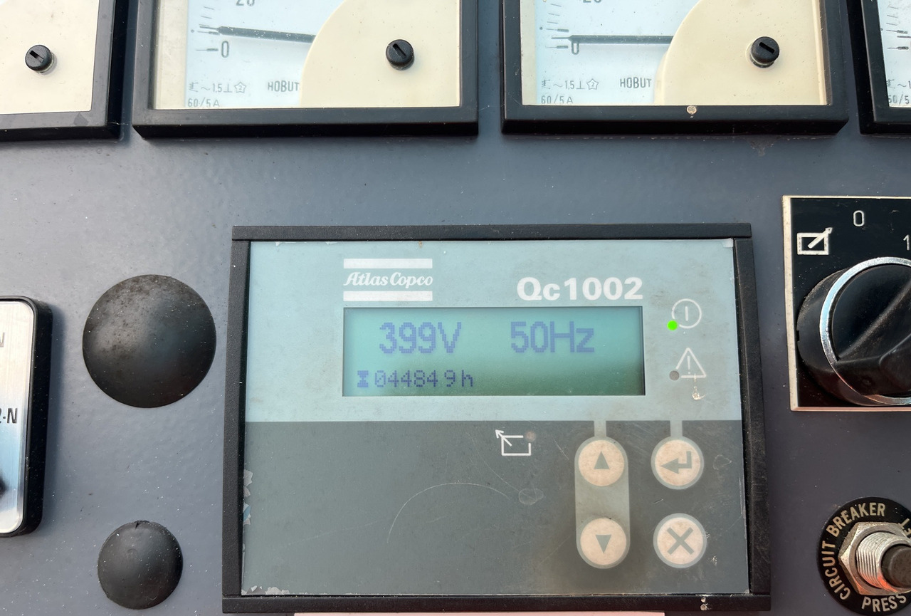 POTAIN IGO32 Tri/A Mobile self-erecting tower crane / 4400 MTH! - Мобильный кран: фото 2 POTAIN IGO32 Tri/A Mobile self-erecting tower crane / 4400 MTH! - Мобильный кран: фото 2