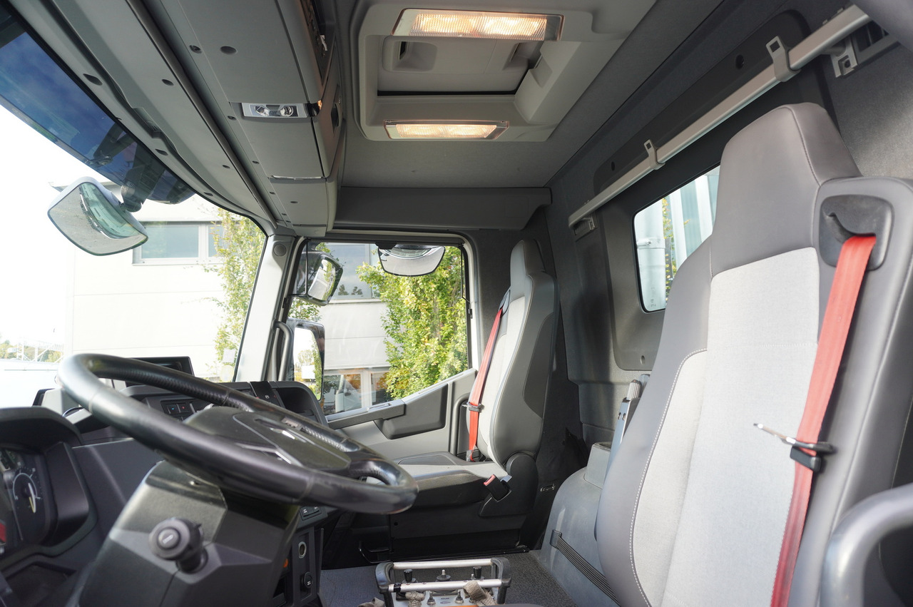 Грузовик бортовой/ Платформа, Автоманипулятор RENAULT C380 Comfort 6x4 / Atlas 172.3E crane / Range 12.3 m / capacity 6.1 t / Flatbed 17 EPAL: фото 22 Грузовик бортовой/ Платформа, Автоманипулятор RENAULT C380 Comfort 6x4 / Atlas 172.3E crane / Range 12.3 m / capacity 6.1 t / Flatbed 17 EPAL: фото 22