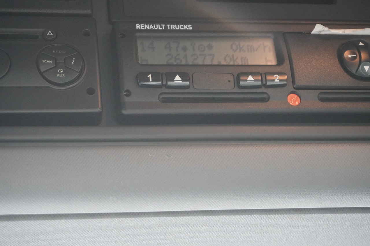 Грузовик бортовой/ Платформа, Автоманипулятор RENAULT C380 Comfort 6x4 / Atlas 172.3E crane / Range 12.3 m / capacity 6.1 t / Flatbed 17 EPAL: фото 23 Грузовик бортовой/ Платформа, Автоманипулятор RENAULT C380 Comfort 6x4 / Atlas 172.3E crane / Range 12.3 m / capacity 6.1 t / Flatbed 17 EPAL: фото 23