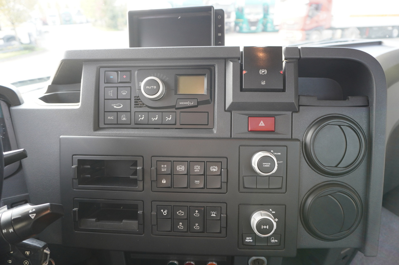 Грузовик бортовой/ Платформа, Автоманипулятор RENAULT C380 Comfort 6x4 / Atlas 172.3E crane / Range 12.3 m / capacity 6.1 t / Flatbed 17 EPAL: фото 26 Грузовик бортовой/ Платформа, Автоманипулятор RENAULT C380 Comfort 6x4 / Atlas 172.3E crane / Range 12.3 m / capacity 6.1 t / Flatbed 17 EPAL: фото 26