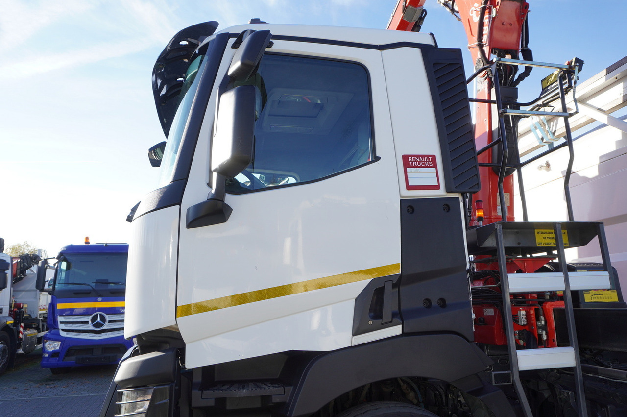 Самосвал, Автоманипулятор RENAULT C380 E6 6×4 / HDS Fassi F135 2700 MTH / Range 8 m / 5.6 t lifting capacity / 3-side tipper / Bortmatic: фото 24 Самосвал, Автоманипулятор RENAULT C380 E6 6×4 / HDS Fassi F135 2700 MTH / Range 8 m / 5.6 t lifting capacity / 3-side tipper / Bortmatic: фото 24