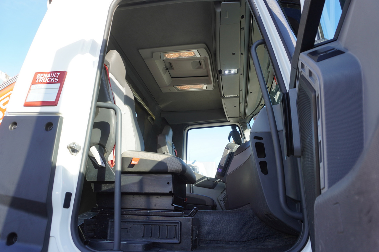 Самосвал, Автоманипулятор RENAULT C380 E6 6×4 / HDS Fassi F135 2700 MTH / Range 8 m / 5.6 t lifting capacity / 3-side tipper / Bortmatic: фото 31 Самосвал, Автоманипулятор RENAULT C380 E6 6×4 / HDS Fassi F135 2700 MTH / Range 8 m / 5.6 t lifting capacity / 3-side tipper / Bortmatic: фото 31