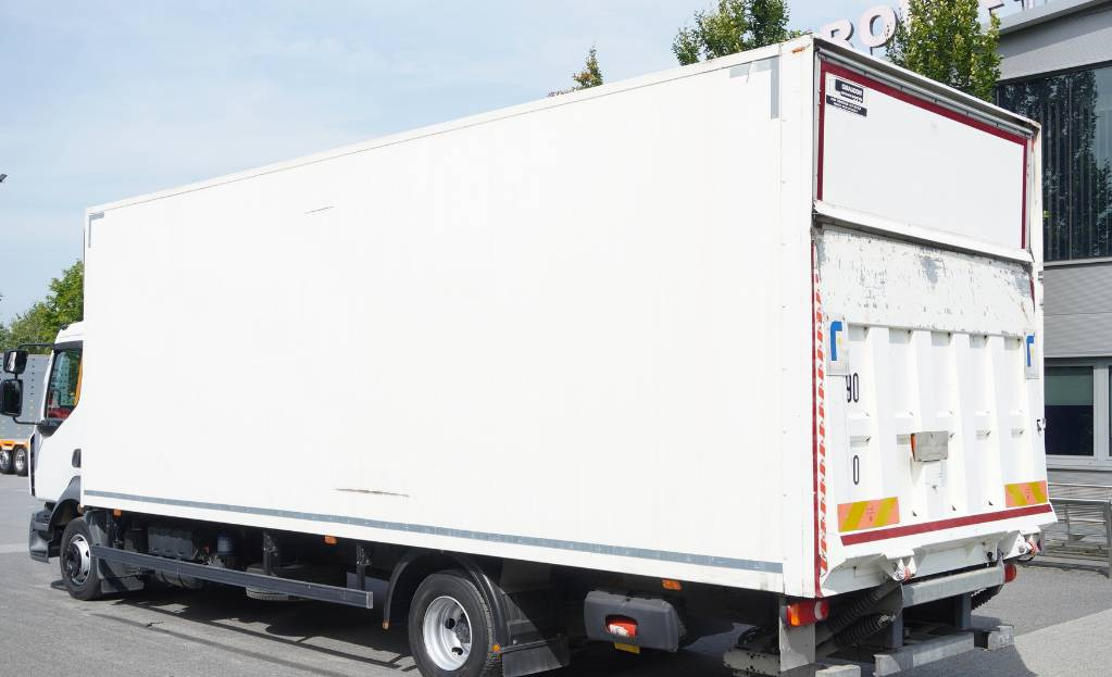 RENAULT Renault D12 E6 / Container 18 pallets / Lift - Грузовик с закрытым кузовом: фото 3 RENAULT Renault D12 E6 / Container 18 pallets / Lift - Грузовик с закрытым кузовом: фото 3