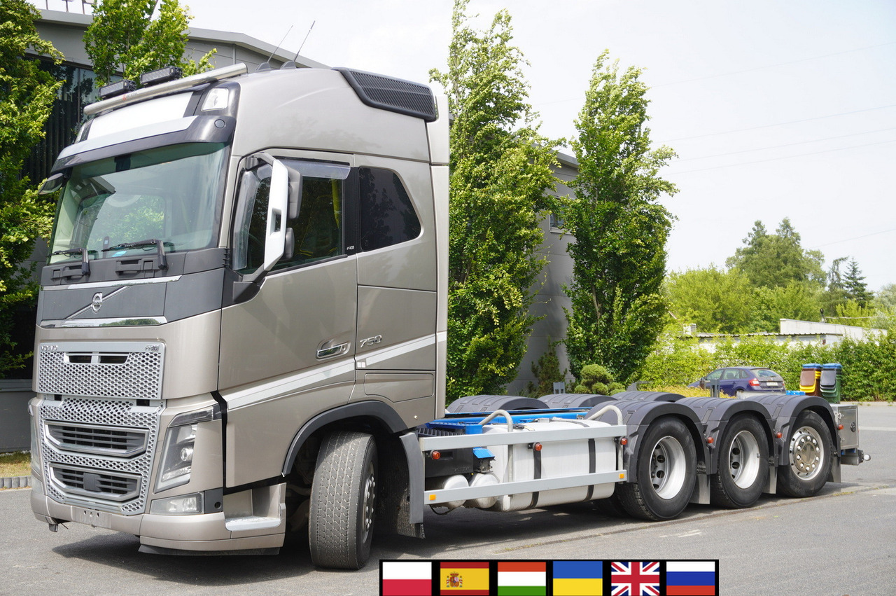 VOLVO Volvo FH16 750 8x4x4 / 750 HP! / Frame 685 cm / Steered 4th axle - Грузовик-шасси: фото 1 VOLVO Volvo FH16 750 8x4x4 / 750 HP! / Frame 685 cm / Steered 4th axle - Грузовик-шасси: фото 1