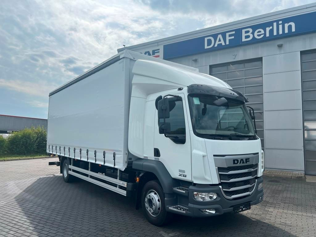 DAF XB 290 FA 16t Junge Curtainsider LBW 1.5 to. AHK - Тентованный грузовик: фото 1 DAF XB 290 FA 16t Junge Curtainsider LBW 1.5 to. AHK - Тентованный грузовик: фото 1
