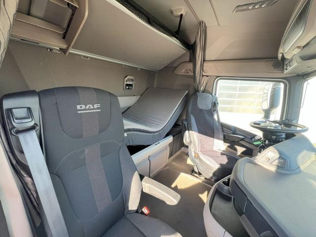 DAF XG 480 FT TraXon Intarder 2xTank Hydraulikanlage - Тягач: фото 4 DAF XG 480 FT TraXon Intarder 2xTank Hydraulikanlage - Тягач: фото 4