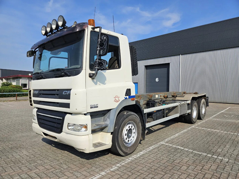 DAF CF 85 360 Manual 10 Tyres - Грузовик-шасси: фото 1 DAF CF 85 360 Manual 10 Tyres - Грузовик-шасси: фото 1