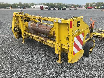 JOHN DEERE 630A - Жатка зерновая: фото 3 JOHN DEERE 630A - Жатка зерновая: фото 3
