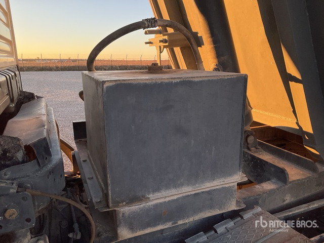 1997 MAN 19,363 6x4 Dump Truck: Light Duty - Самосвал: фото 4 1997 MAN 19,363 6x4 Dump Truck: Light Duty - Самосвал: фото 4