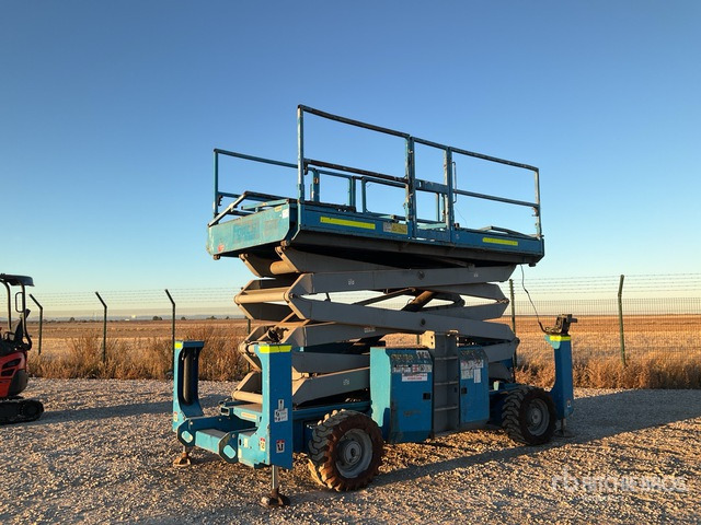 2011 Genie GS3384RT 4x4 Diesel Scissor Lift - Ножничный подъемник: фото 1 2011 Genie GS3384RT 4x4 Diesel Scissor Lift - Ножничный подъемник: фото 1