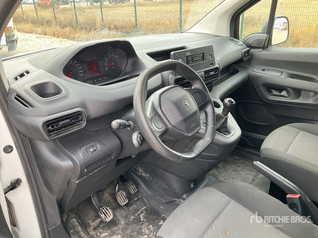 2021 Peugeot Partner Cargo Van - Фургон: фото 4 2021 Peugeot Partner Cargo Van - Фургон: фото 4