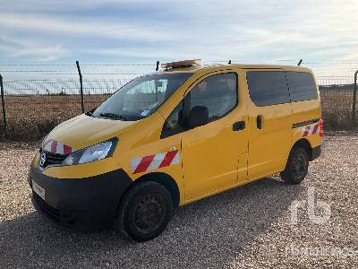NISSAN NV200 - Легковой автомобиль: фото 1 NISSAN NV200 - Легковой автомобиль: фото 1