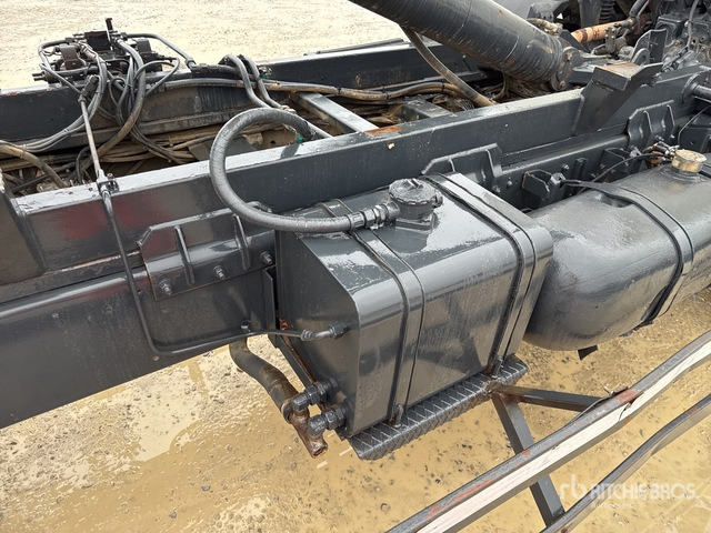 Крюковой мультилифт 1990 Mercedes-Benz 1722 4x2 Roll-Off Truck: фото 6 Крюковой мультилифт 1990 Mercedes-Benz 1722 4x2 Roll-Off Truck: фото 6