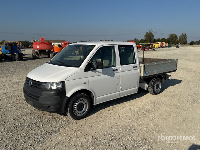 2014 Volkswagen Transporter Crew Cab Flatbed Truck - Малотоннажный бортовой грузовик: фото 2 2014 Volkswagen Transporter Crew Cab Flatbed Truck - Малотоннажный бортовой грузовик: фото 2