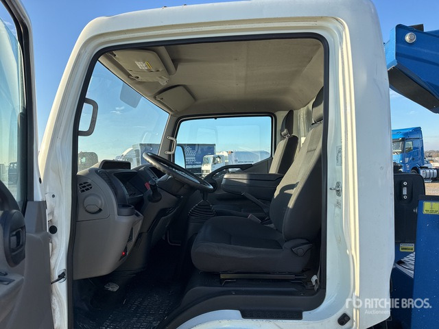 2016 Nissan Cabstar 35.12 2016 Socage DA324 24 m on Bucket Truck - Грузовик с подъемником: фото 4 2016 Nissan Cabstar 35.12 2016 Socage DA324 24 m on Bucket Truck - Грузовик с подъемником: фото 4