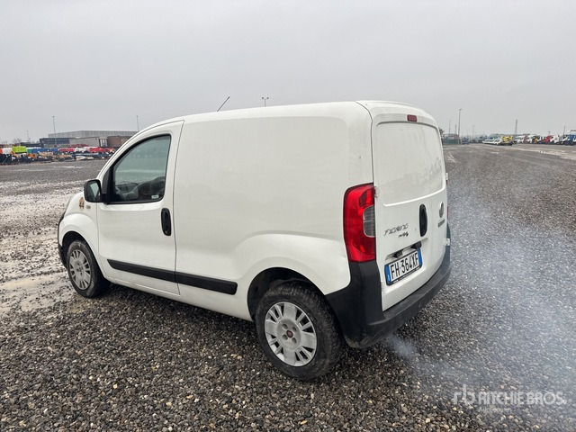 2017 Fiat Fiorino Van Truck - Грузовик с закрытым кузовом: фото 2 2017 Fiat Fiorino Van Truck - Грузовик с закрытым кузовом: фото 2
