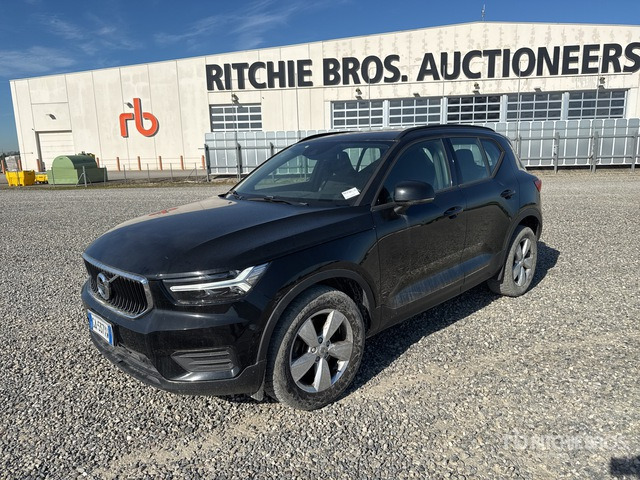 2020 Volvo XC40 D3 GEARTRONIC BUSINESS SUV - Внедорожник: фото 1 2020 Volvo XC40 D3 GEARTRONIC BUSINESS SUV - Внедорожник: фото 1