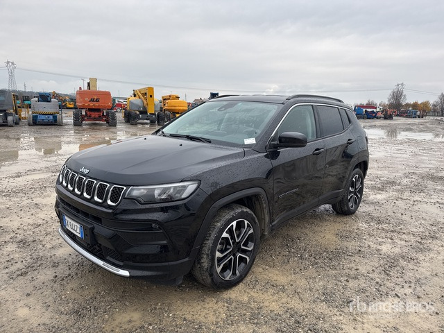 2022 Jeep Compass 1.3 T4 PHEV 190CV LIMITED 4XE AUTO SUV - Внедорожник: фото 1 2022 Jeep Compass 1.3 T4 PHEV 190CV LIMITED 4XE AUTO SUV - Внедорожник: фото 1