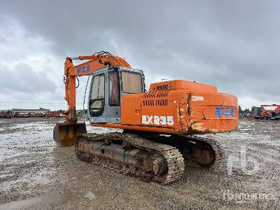 FIAT-HITACHI EX235 - Гусеничный экскаватор: фото 2 FIAT-HITACHI EX235 - Гусеничный экскаватор: фото 2