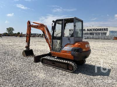 FIAT-HITACHI FH35.2 - Гусеничный экскаватор: фото 2 FIAT-HITACHI FH35.2 - Гусеничный экскаватор: фото 2