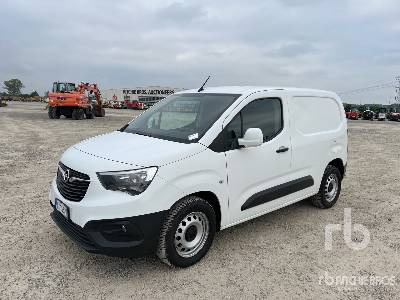 OPEL COMBO 1.6 DIESEL 75CV L1 1000 KG MT5 - Грузовик с закрытым кузовом: фото 1 OPEL COMBO 1.6 DIESEL 75CV L1 1000 KG MT5 - Грузовик с закрытым кузовом: фото 1