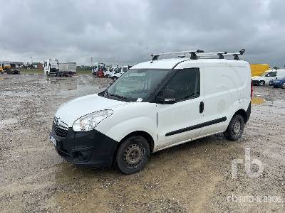 OPEL COMBO - Грузовик с закрытым кузовом: фото 2 OPEL COMBO - Грузовик с закрытым кузовом: фото 2