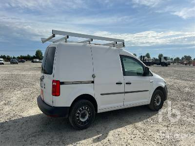 VOLKSWAGEN CADDY - Грузовик с закрытым кузовом: фото 3 VOLKSWAGEN CADDY - Грузовик с закрытым кузовом: фото 3