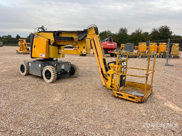 2006 Haulotte HA12IP 2WD Electric Nacelle Articulee Articulating Boom Lift - Коленчатый подъемник: фото 4 2006 Haulotte HA12IP 2WD Electric Nacelle Articulee Articulating Boom Lift - Коленчатый подъемник: фото 4