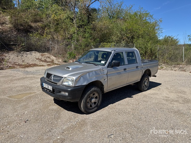 2006 Mitsubishi L200 4x4 Dual Cab Pickup - Пикап: фото 2 2006 Mitsubishi L200 4x4 Dual Cab Pickup - Пикап: фото 2