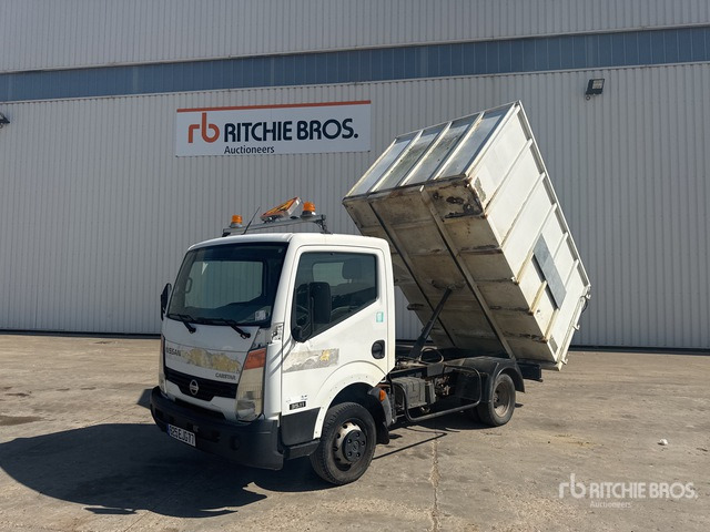 2007 Nissan Cabstar 35.11 4x2 Camion Benne Dump Truck: Light Duty - Самосвал: фото 3 2007 Nissan Cabstar 35.11 4x2 Camion Benne Dump Truck: Light Duty - Самосвал: фото 3