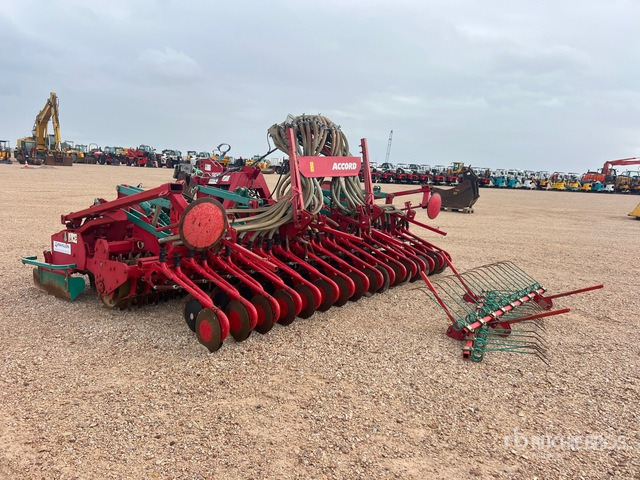 2008 Kverneland Accord Combine De Semis Repliable 4 m ... Air Seeder - Посевной комплекс: фото 3 2008 Kverneland Accord Combine De Semis Repliable 4 m ... Air Seeder - Посевной комплекс: фото 3