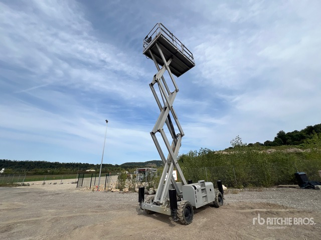 2009 Haulotte H12SX 4x4 Diesel Nacelle Ciseau Scissor Lift - Ножничный подъемник: фото 3 2009 Haulotte H12SX 4x4 Diesel Nacelle Ciseau Scissor Lift - Ножничный подъемник: фото 3