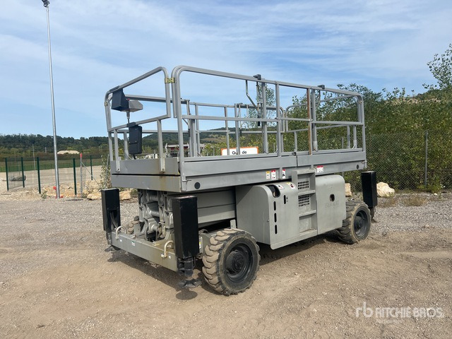 2009 Haulotte H12SX 4x4 Diesel Nacelle Ciseau Scissor Lift - Ножничный подъемник: фото 2 2009 Haulotte H12SX 4x4 Diesel Nacelle Ciseau Scissor Lift - Ножничный подъемник: фото 2
