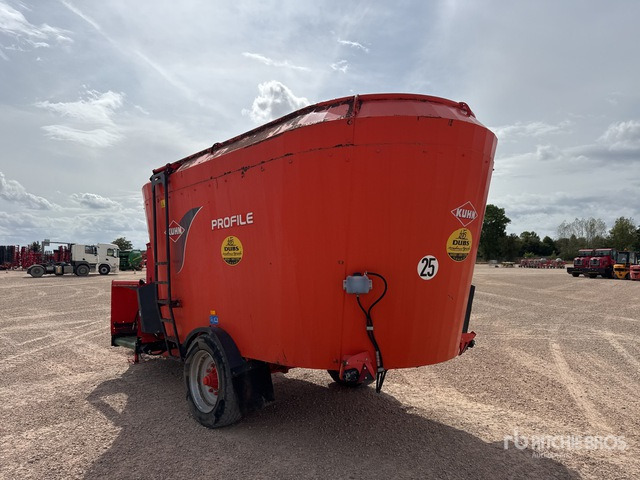 2011 Kuhn Profile 1880 Melangeuse Distributrice Livestock Feeder - Кормораздатчик: фото 3 2011 Kuhn Profile 1880 Melangeuse Distributrice Livestock Feeder - Кормораздатчик: фото 3