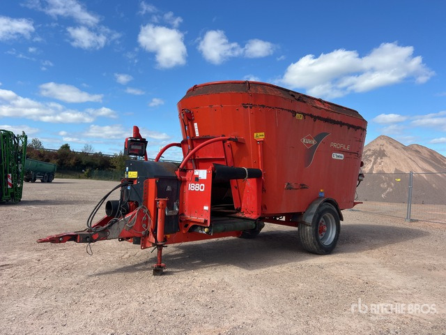 2013 Kuhn Profile 1880 Melangeuse Distributrice 1 Essi ... Feed Mixer - Кормораздатчик: фото 1 2013 Kuhn Profile 1880 Melangeuse Distributrice 1 Essi ... Feed Mixer - Кормораздатчик: фото 1