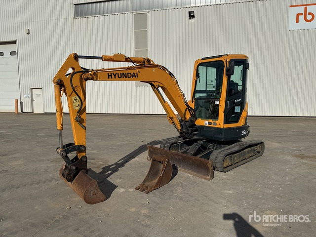 2018 Hyundai R35Z9 Mini-Pelle Mini Excavator: <6.6t - Мини-экскаватор: фото 1 2018 Hyundai R35Z9 Mini-Pelle Mini Excavator: <6.6t - Мини-экскаватор: фото 1