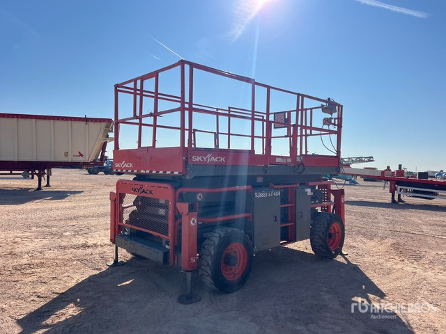 2019 Skyjack SJ8831 RT 4x4 Nacelle Ciseaux Scissor Lift - Ножничный подъемник: фото 4 2019 Skyjack SJ8831 RT 4x4 Nacelle Ciseaux Scissor Lift - Ножничный подъемник: фото 4