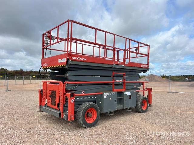 2019 Skyjack SJ9250 RT 4x4 Scissor Lift - Ножничный подъемник: фото 1 2019 Skyjack SJ9250 RT 4x4 Scissor Lift - Ножничный подъемник: фото 1