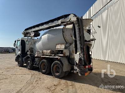 RENAULT 450 DXI 8x4 Camion Malaxeur Avec Tapis ... - Автобетоносмеситель: фото 2 RENAULT 450 DXI 8x4 Camion Malaxeur Avec Tapis ... - Автобетоносмеситель: фото 2