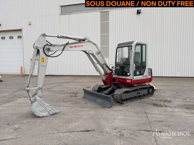 Takeuchi TB150 Pelle Hydraulique sur Chenilles - Гусеничный экскаватор: фото 1 Takeuchi TB150 Pelle Hydraulique sur Chenilles - Гусеничный экскаватор: фото 1