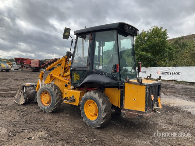 2005 JCB 2CX Utility Tractor - Трактор: фото 3 2005 JCB 2CX Utility Tractor - Трактор: фото 3