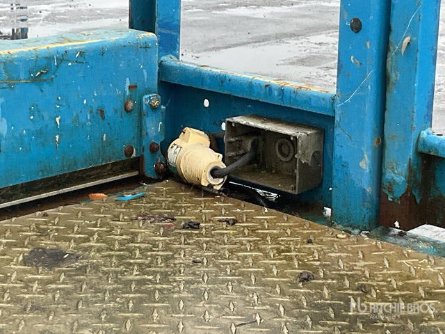 2008 Genie GS3268 4x4 Diesel Scissor Lift - Ножничный подъемник: фото 5 2008 Genie GS3268 4x4 Diesel Scissor Lift - Ножничный подъемник: фото 5