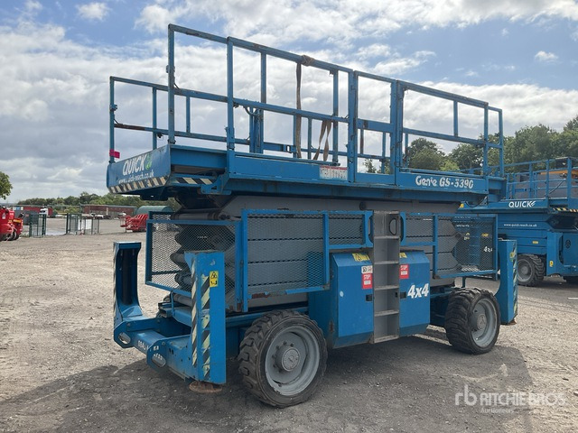 2008 Genie GS5390 4x4 Diesel Scissor Lift - Ножничный подъемник: фото 3 2008 Genie GS5390 4x4 Diesel Scissor Lift - Ножничный подъемник: фото 3