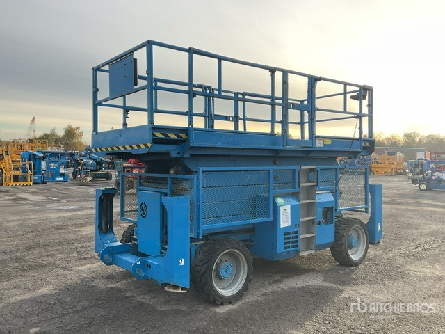 2010 Genie GS5390 4x4 Diesel Scissor Lift - Ножничный подъемник: фото 3 2010 Genie GS5390 4x4 Diesel Scissor Lift - Ножничный подъемник: фото 3