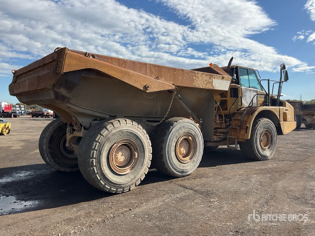 2011 Cat 735 6x6. Articulated Dump Truck - Сочленённый самосвал: фото 4 2011 Cat 735 6x6. Articulated Dump Truck - Сочленённый самосвал: фото 4