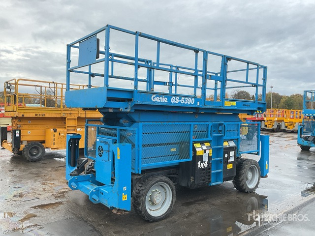 2014 Genie GS5390 4x4 Diesel Scissor Lift - Ножничный подъемник: фото 4 2014 Genie GS5390 4x4 Diesel Scissor Lift - Ножничный подъемник: фото 4