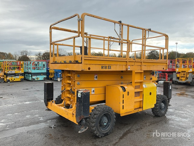 2015 Haulotte H18SX 4x4 Diesel Scissor Lift - Ножничный подъемник: фото 5 2015 Haulotte H18SX 4x4 Diesel Scissor Lift - Ножничный подъемник: фото 5