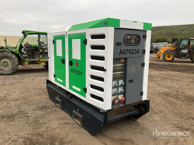 2015 Sdmo R110C3 2015 Sdmo R110 Generator Set Generator Set - Электрогенератор: фото 1 2015 Sdmo R110C3 2015 Sdmo R110 Generator Set Generator Set - Электрогенератор: фото 1