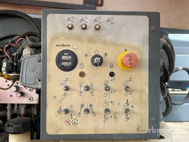 2015 Skyjack SJ51AJ 4WD Diesel Articulating Boom Lift - Коленчатый подъемник: фото 5 2015 Skyjack SJ51AJ 4WD Diesel Articulating Boom Lift - Коленчатый подъемник: фото 5