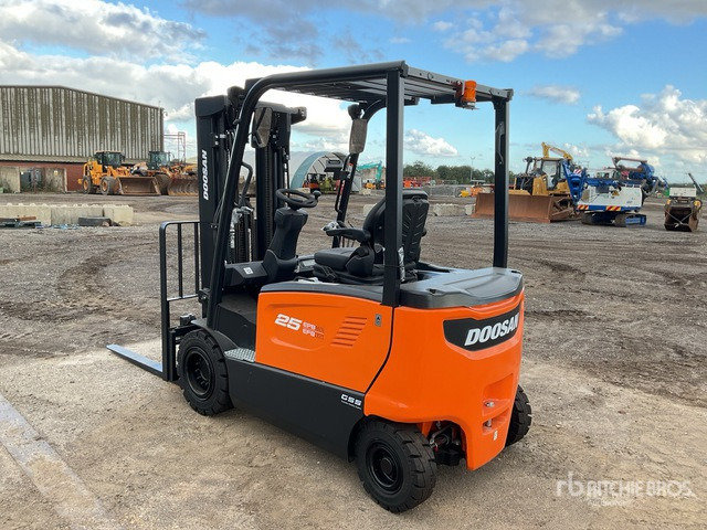 2023 Doosan B25X-7 PLUS 2500 kg Electric Forklift - Электропогрузчик: фото 3 2023 Doosan B25X-7 PLUS 2500 kg Electric Forklift - Электропогрузчик: фото 3